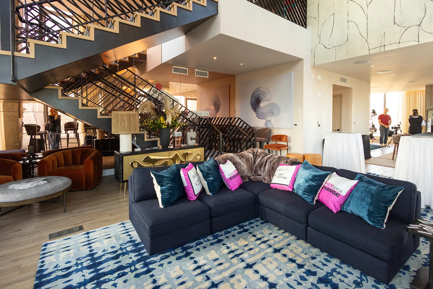 Sir Richard's Loft, main room